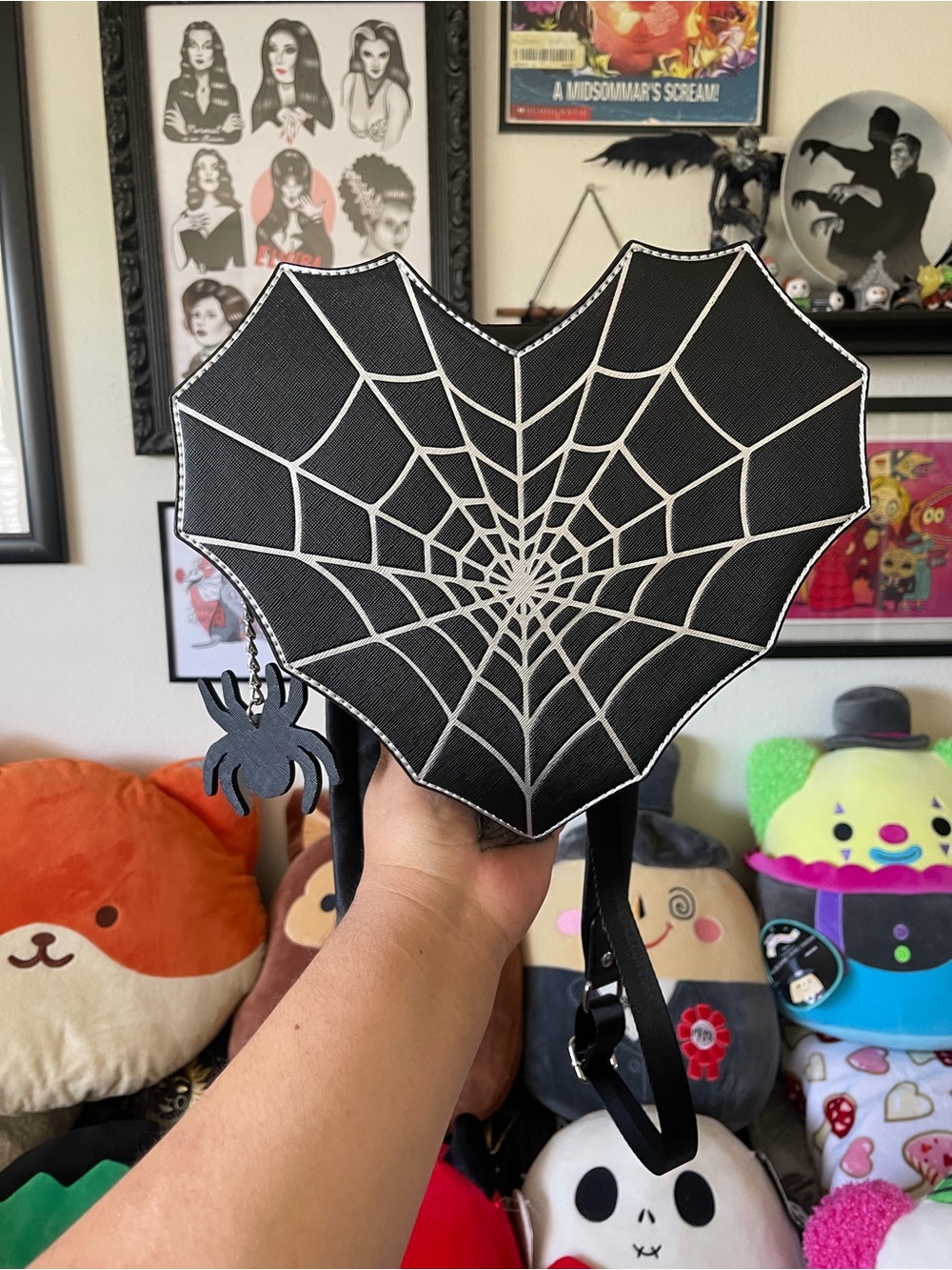 Heart Spiderweb Crossbody Bag - Black & Silver - Picture 1 of 3